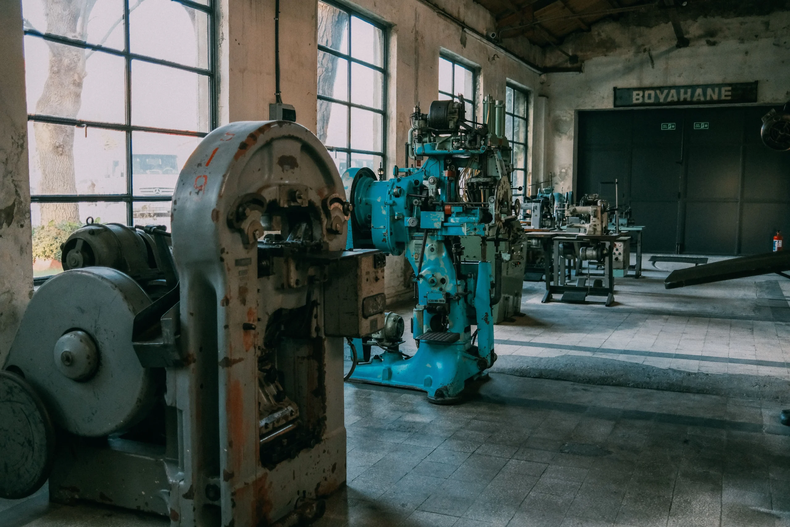 Machinery loan for MSME businesses to finance industrial machinery and upgrade manufacturing equipment.